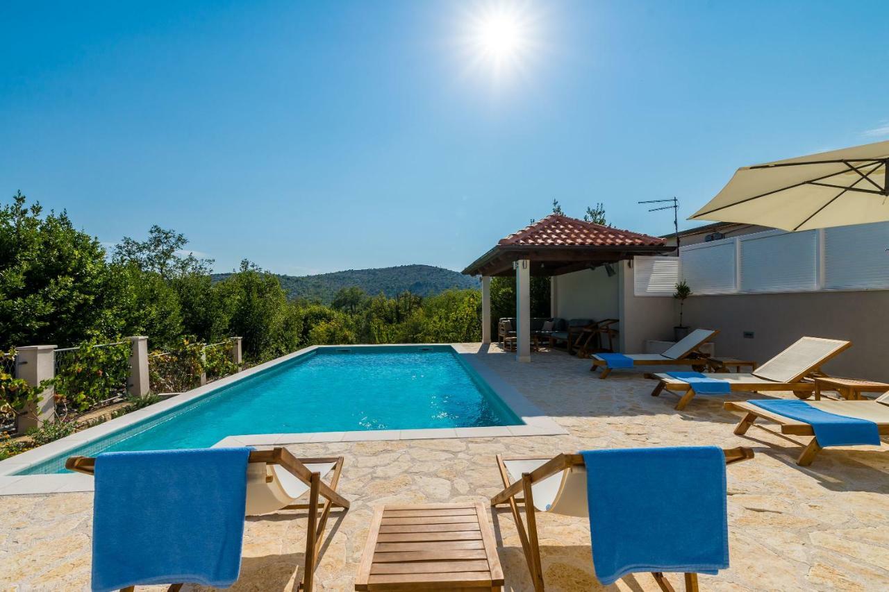 Villa Doli - Lovely Holiday Home With Private Pool 외부 사진
