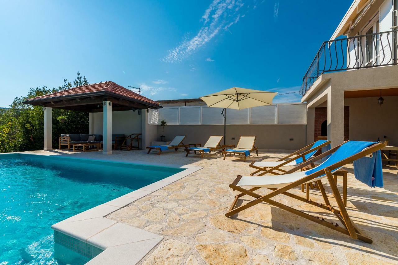 Villa Doli - Lovely Holiday Home With Private Pool 외부 사진