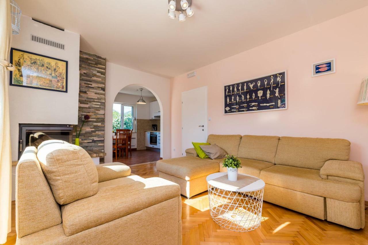 Villa Doli - Lovely Holiday Home With Private Pool 외부 사진