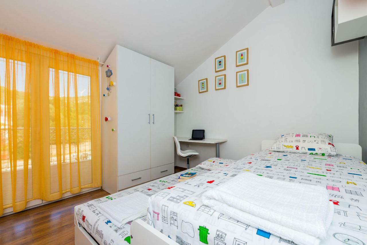 Villa Doli - Lovely Holiday Home With Private Pool 외부 사진