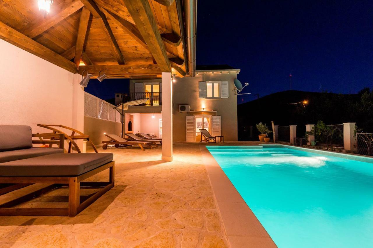 Villa Doli - Lovely Holiday Home With Private Pool 외부 사진